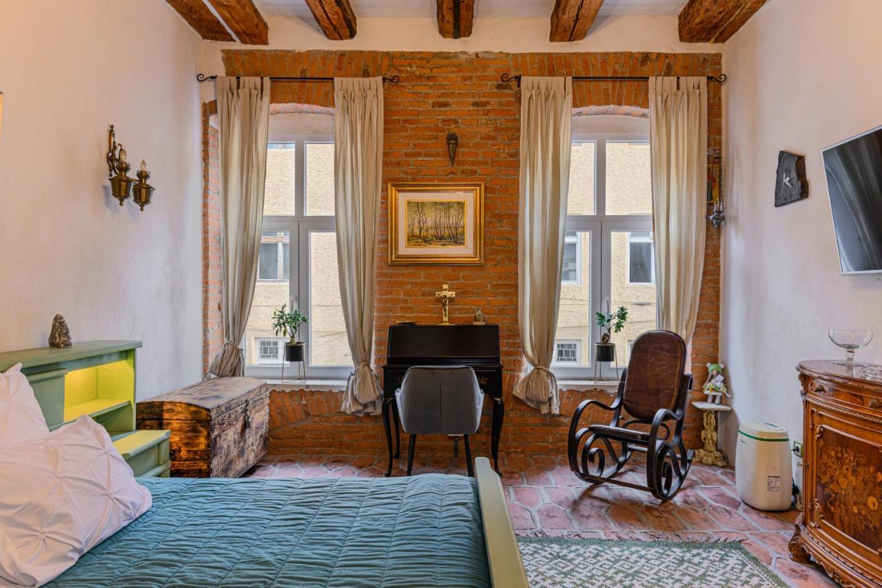 Апартаменты Koa - Goli 2Bdr W Terrace Брашов Экстерьер фото